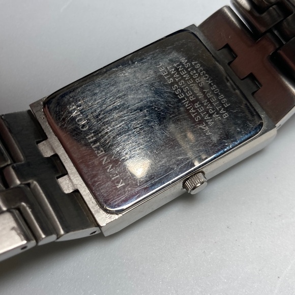 Kenneth Cole New York watch, stainless, gray dial, new battery - Picture 6 of 16